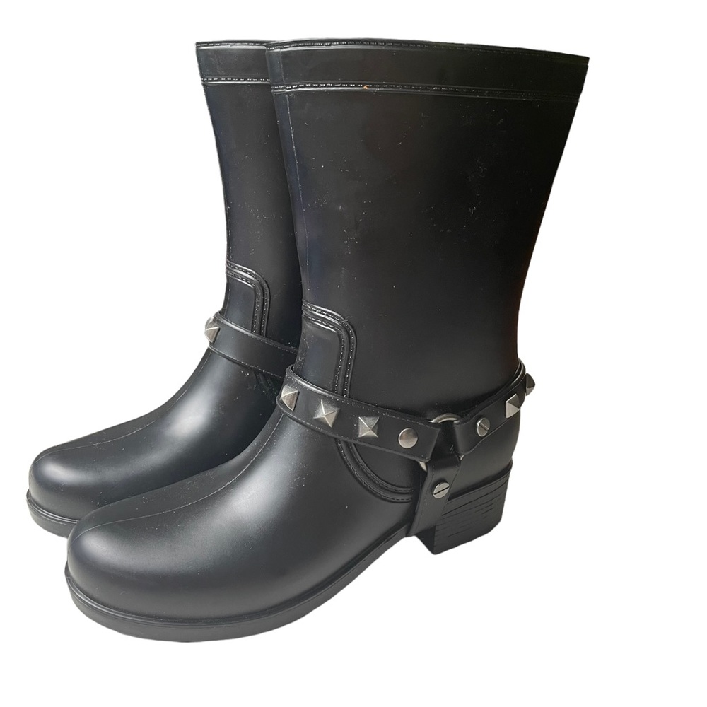 DIRTY LAUNDRY Rock Steady Studded Rain Boots
Size 7 NWOT